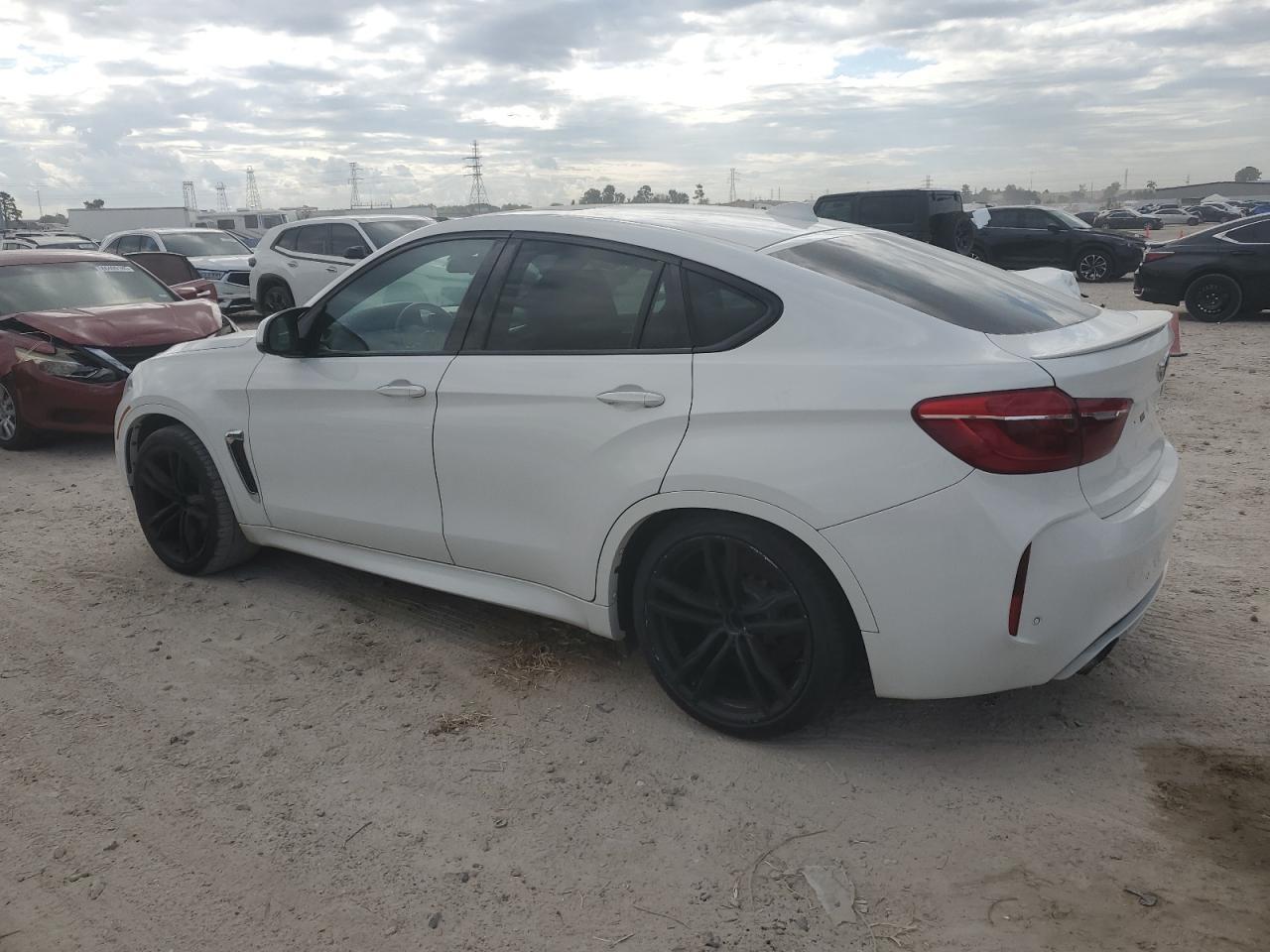 2018 BMW X6 M - Image 2