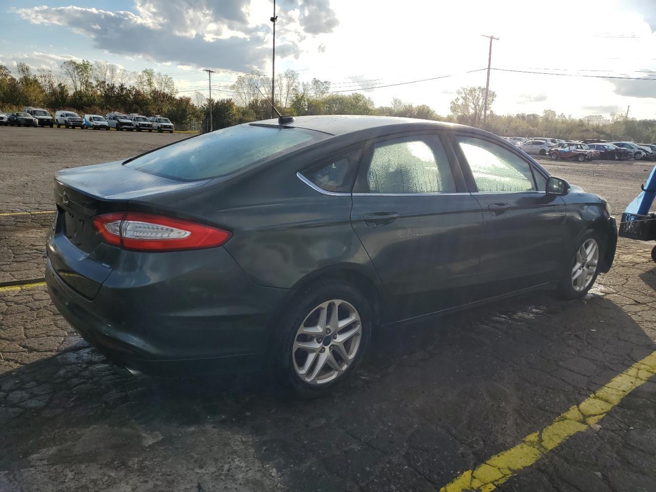 2016 Ford Fusion Se - Фото 3