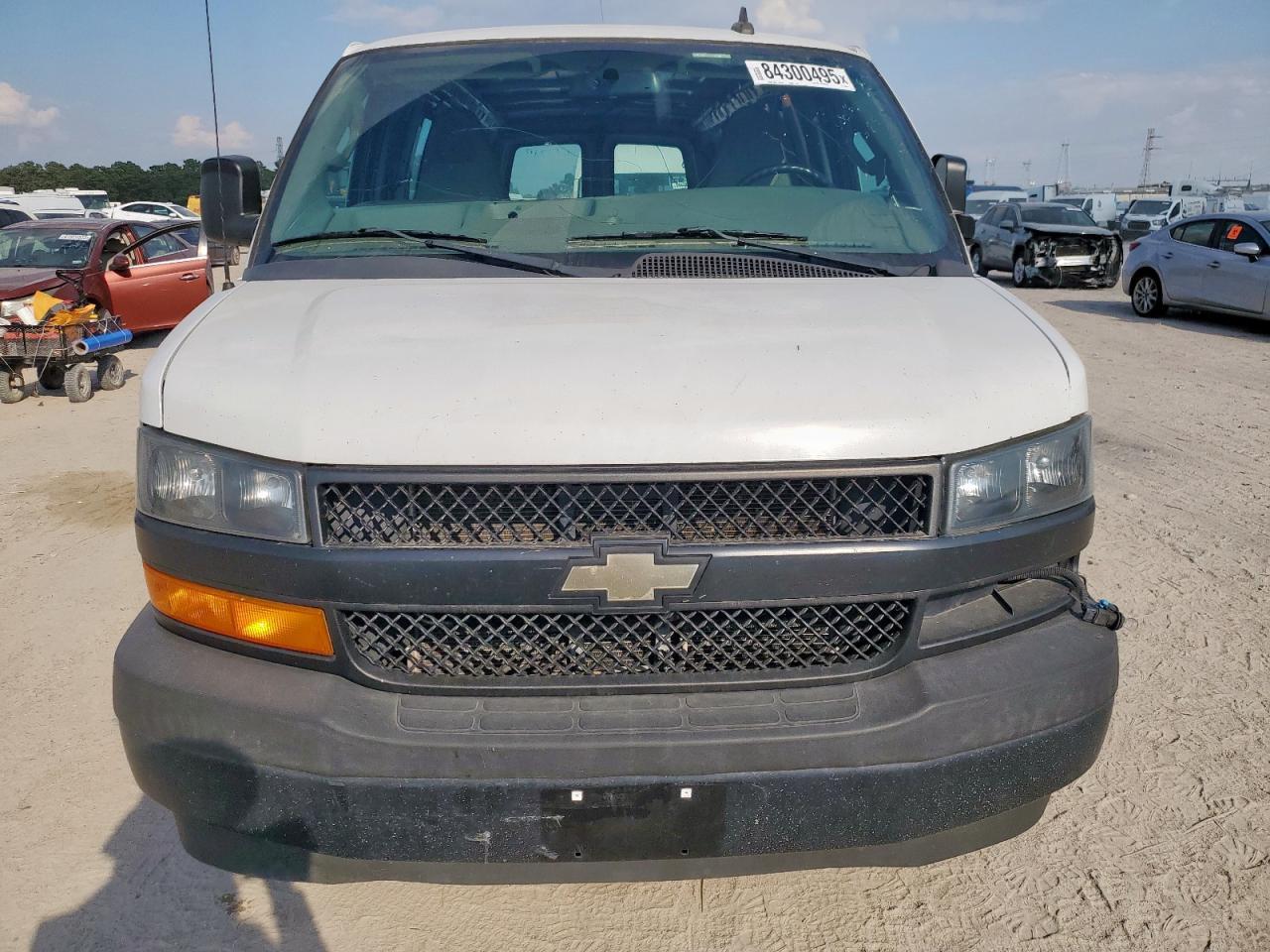 2019 Chevrolet Express G3500 - Фото 5
