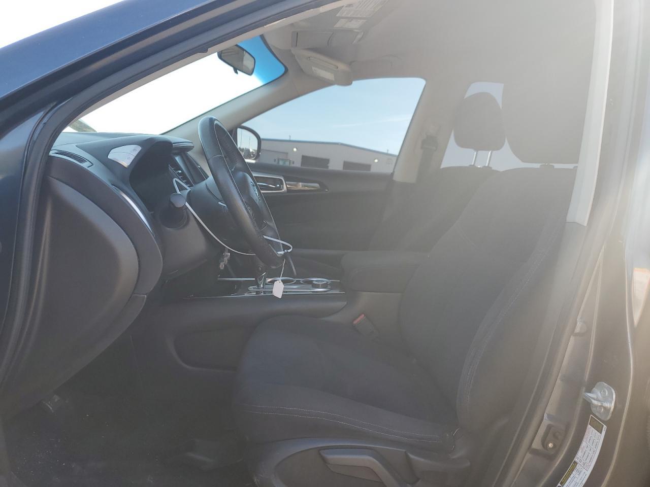 2014 Nissan Pathfinder S - Image 7