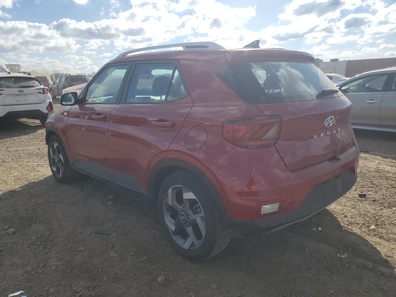 2022 Hyundai Venue Sel - Фото 2