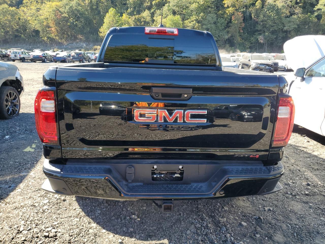 2024 GMC Canyon At4 - Image 6