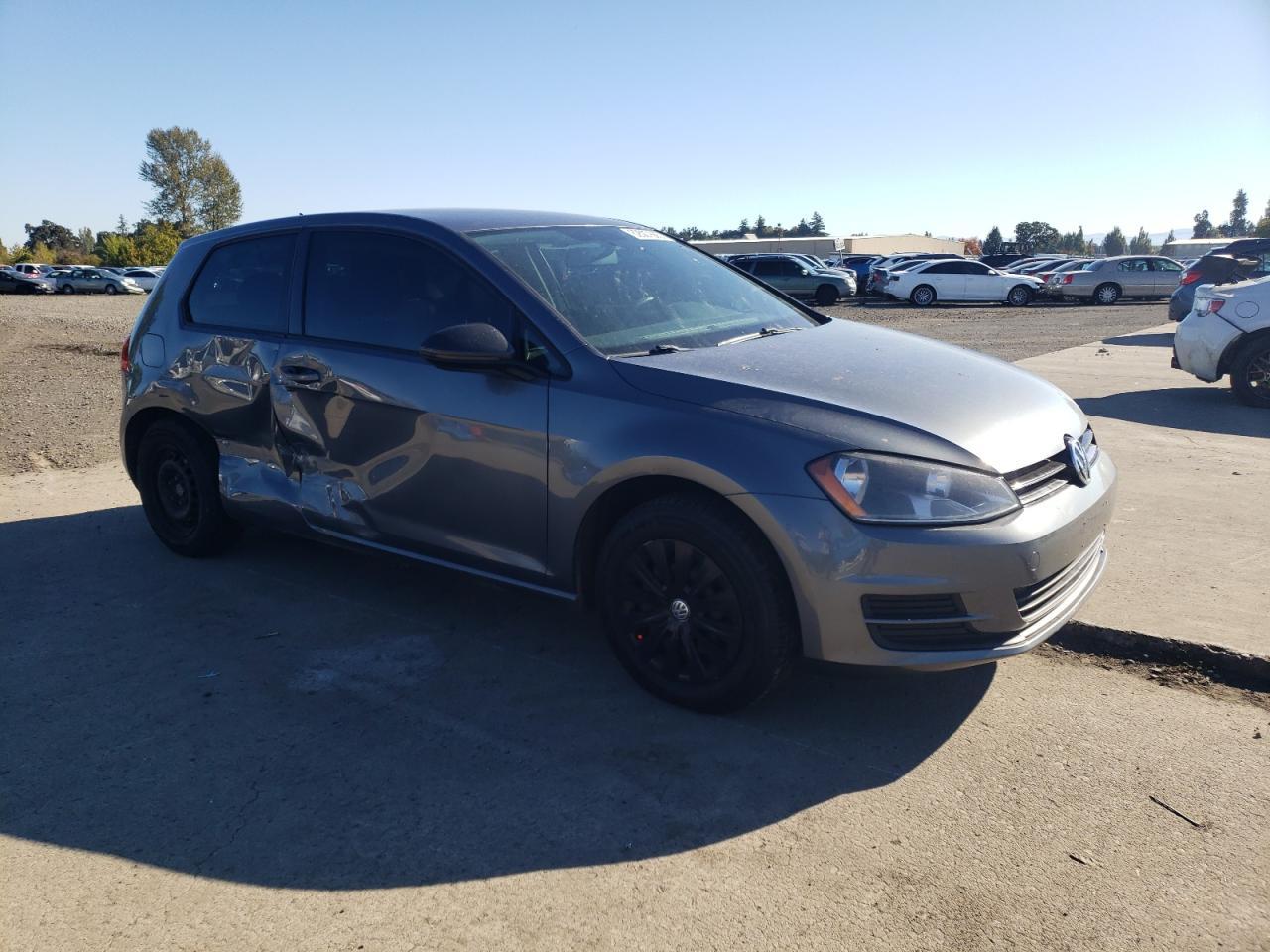 2015 Volkswagen Golf - Image 4