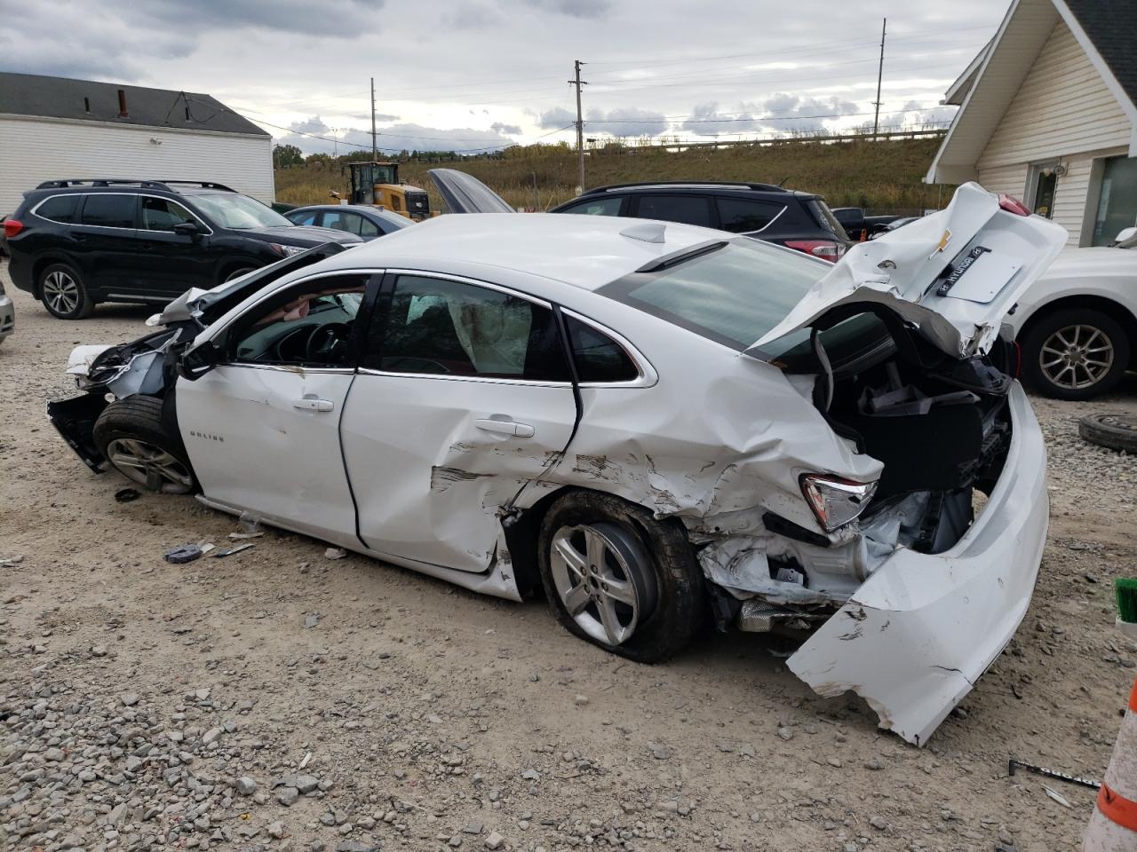 2024 Chevrolet Malibu Lt - Фото 2
