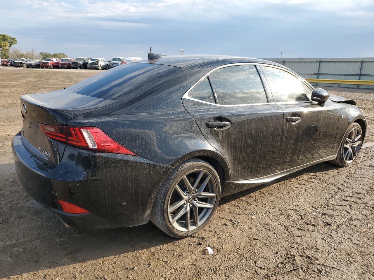2015 Lexus Is 350 - Image 3