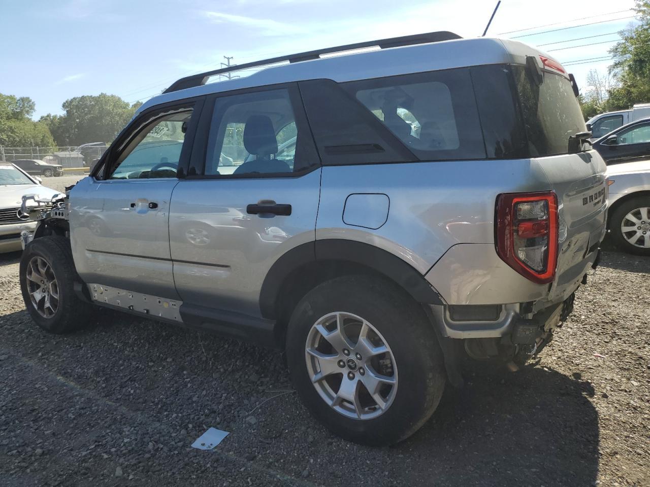 2022 Ford Bronco Sport - Image 2
