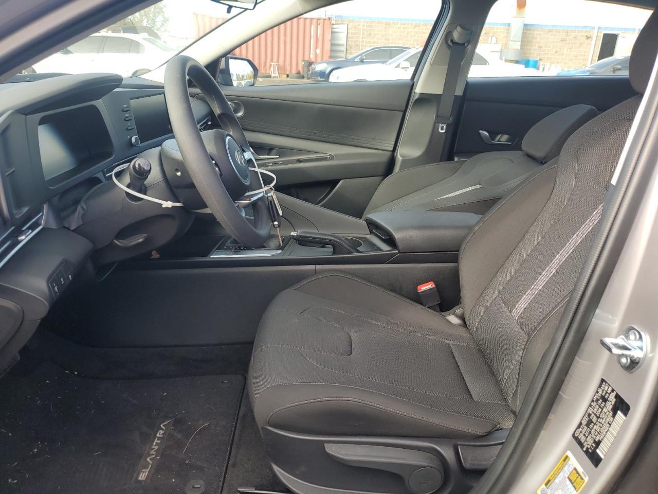 2025 Hyundai Elantra Se - Фото 7