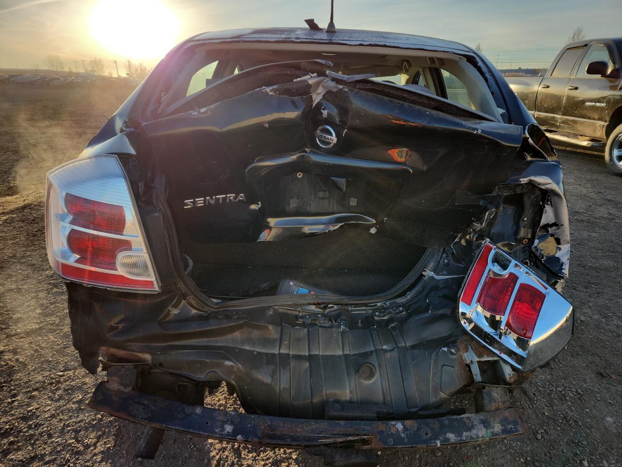 2008 Nissan Sentra 2.0 - Фото 6