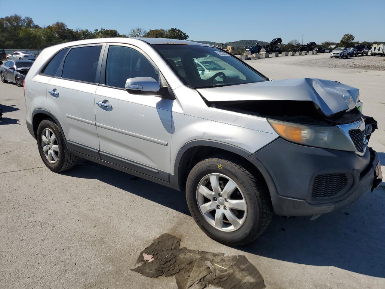 2013 Kia Sorento Lx - Фото 4