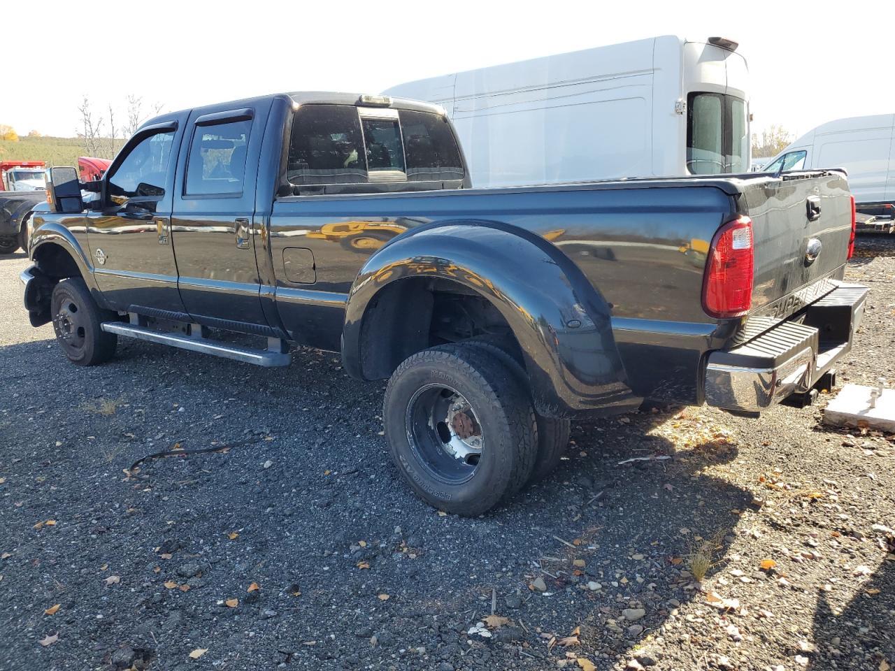 2011 Ford Super Duty F-350 W/D - Фото 2