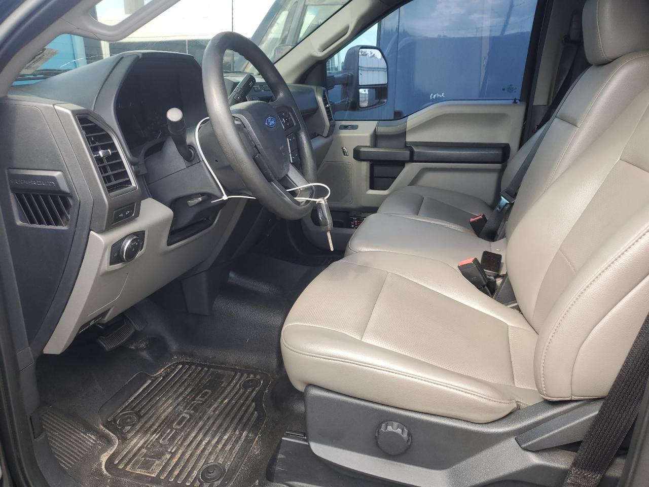 2022 Ford F550 Super Duty - Image 7