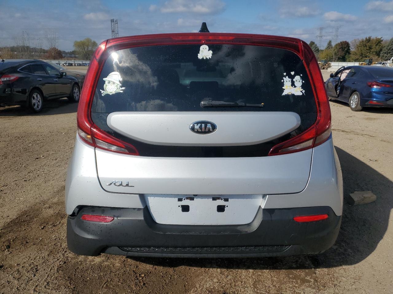 2020 Kia Soul Lx - Image 6