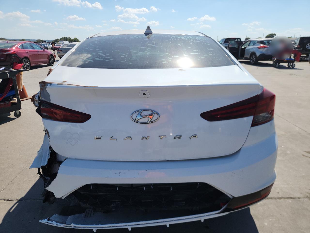 2019 Hyundai Elantra Sel - Image 6