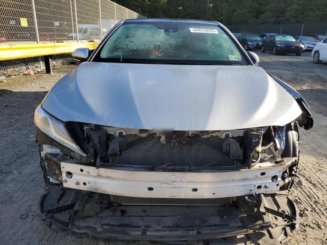 2020 Toyota Camry Xse - Фото 5