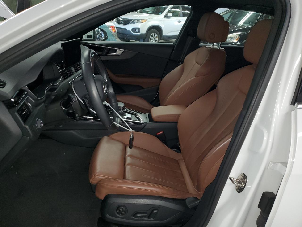 2021 Audi A4 Premium Plus 45 - Фото 7