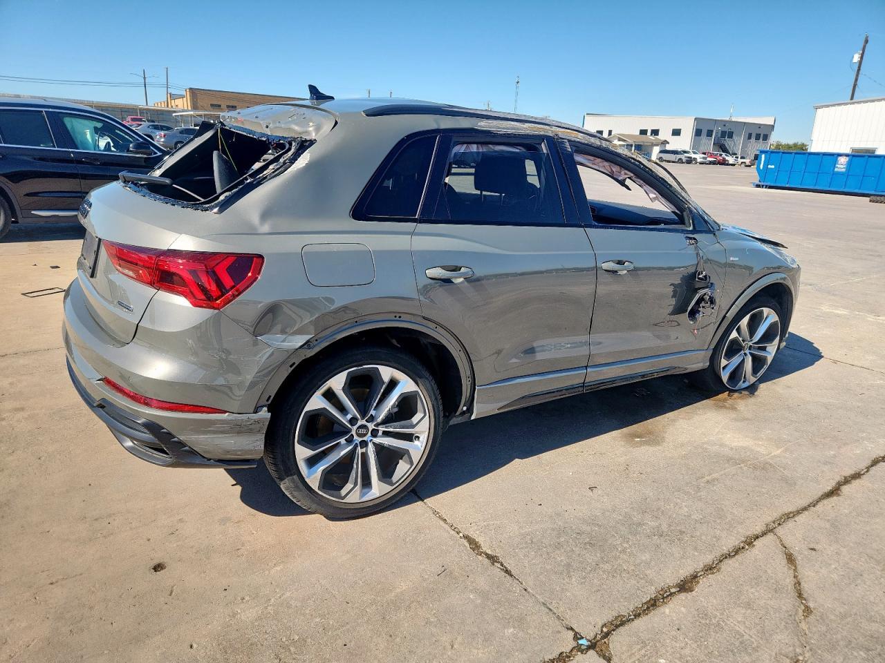 2022 Audi Q3 Premium Plus S Line 45 - Фото 3