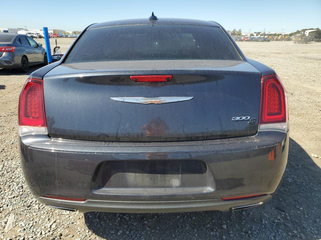 2019 Chrysler 300 S - Image 6