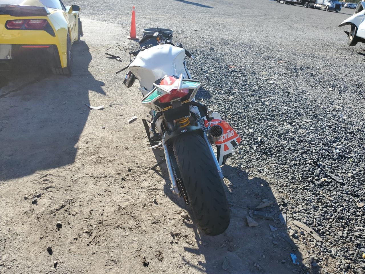 2020 Aprilia Rsv4 - Фото 4
