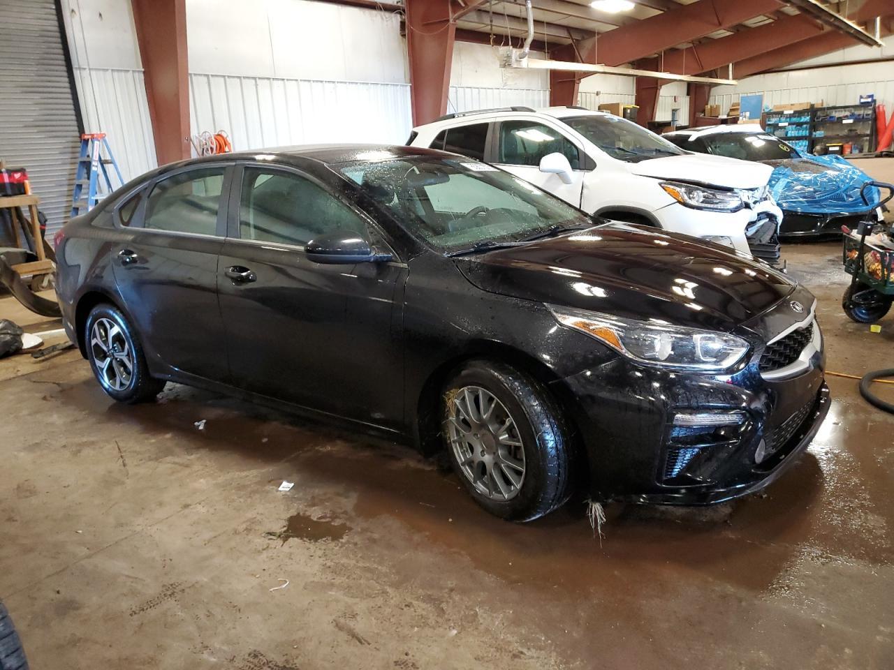 2021 Kia Forte Fe - Фото 4