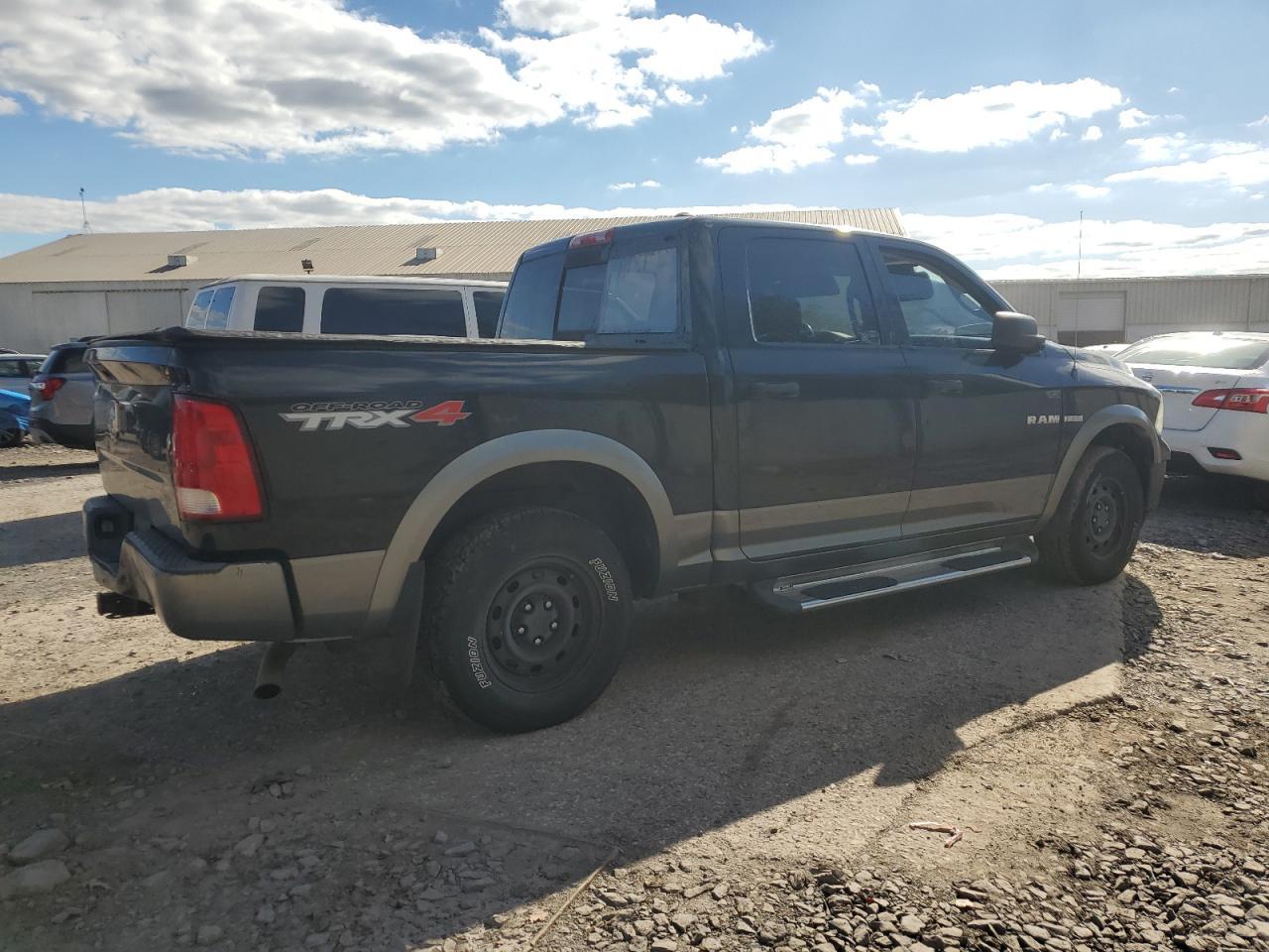 2010 Dodge Ram 1500 - Фото 3