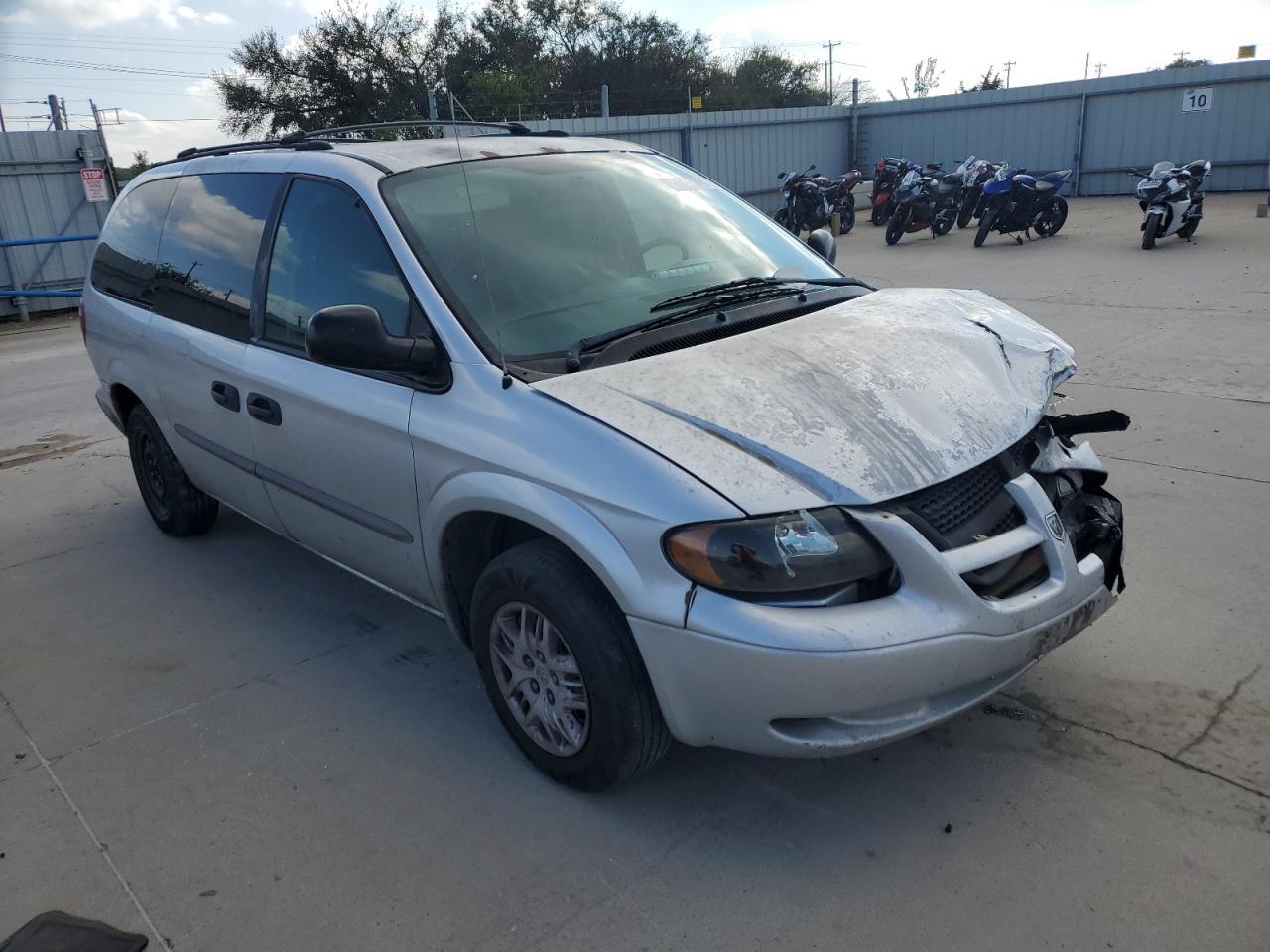 2004 Dodge Grand Caravan Se - Image 4