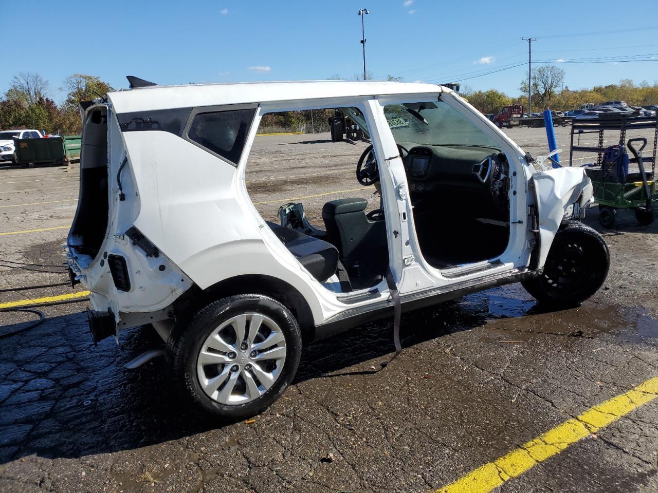 2020 Kia Soul Lx - Фото 3