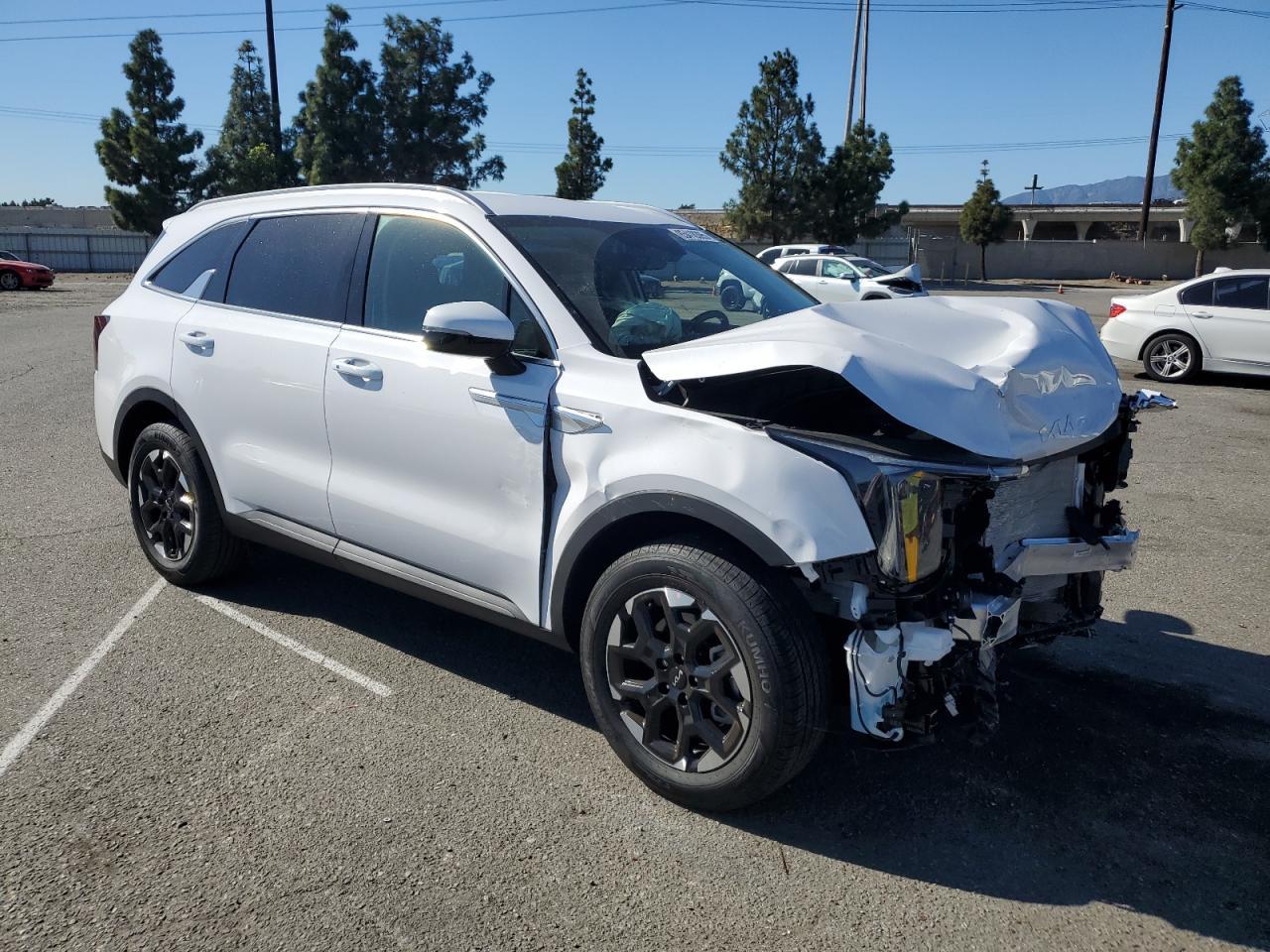 2025 Kia Sorento S - Фото 4