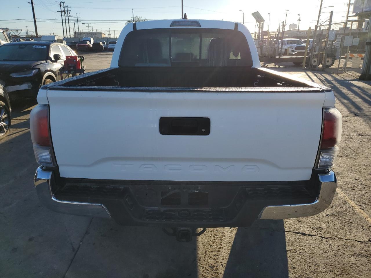 2023 Toyota Tacoma Double Cab - Фото 6