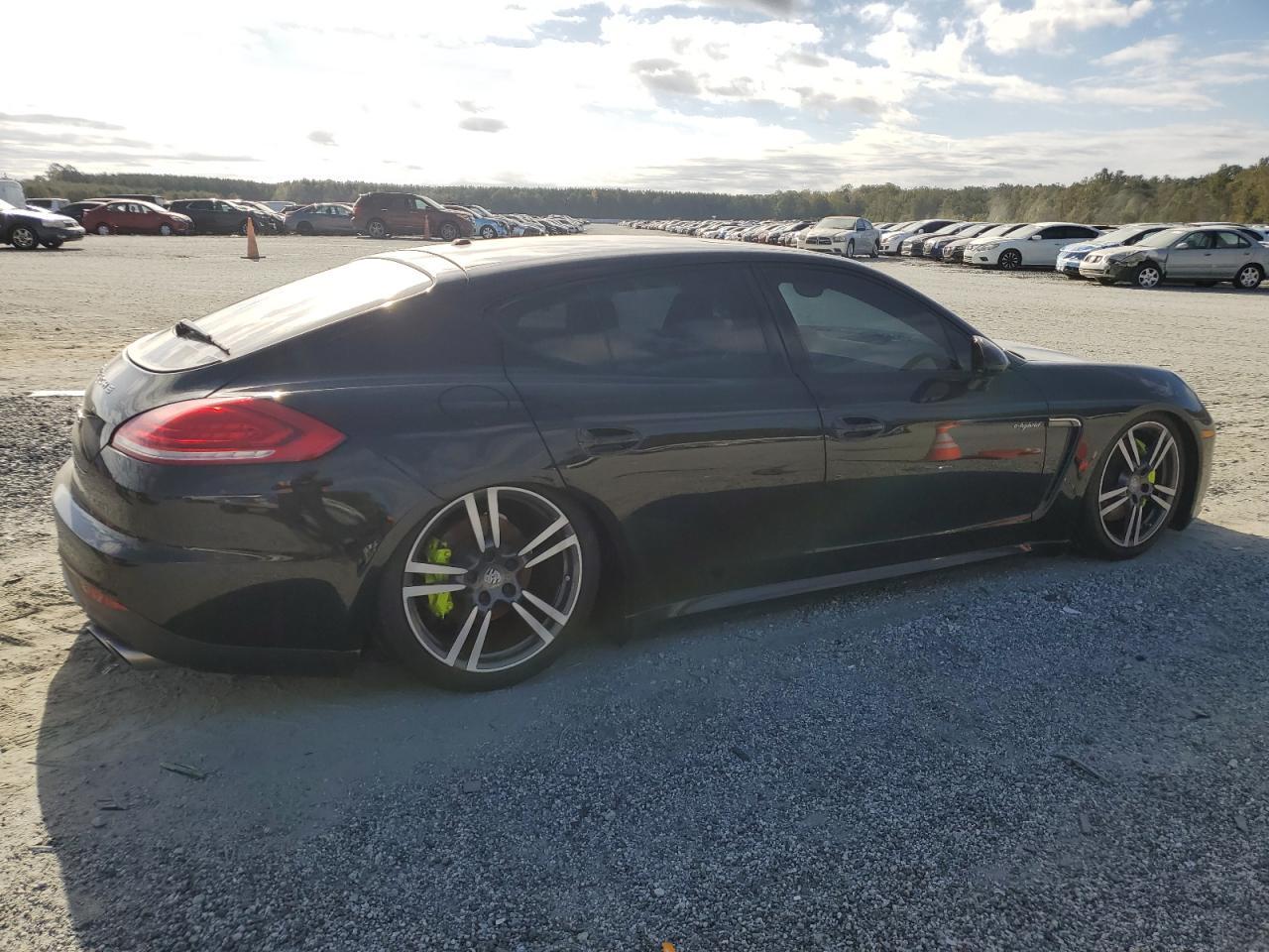 2014 Porsche Panamera S Hybrid - Фото 3