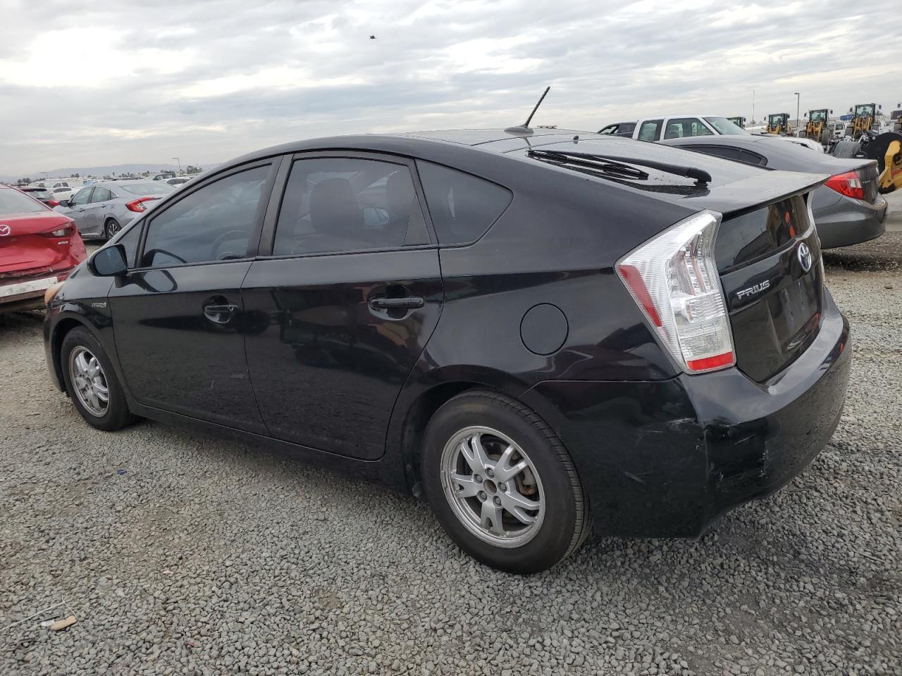 2010 Toyota Prius - Фото 2