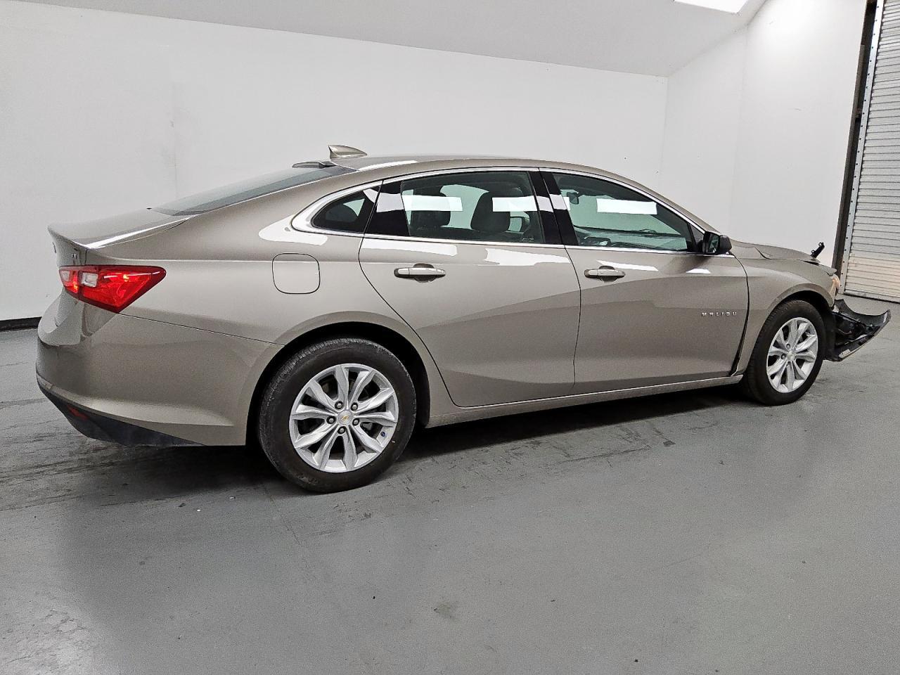 2024 Chevrolet Malibu Lt - Фото 3