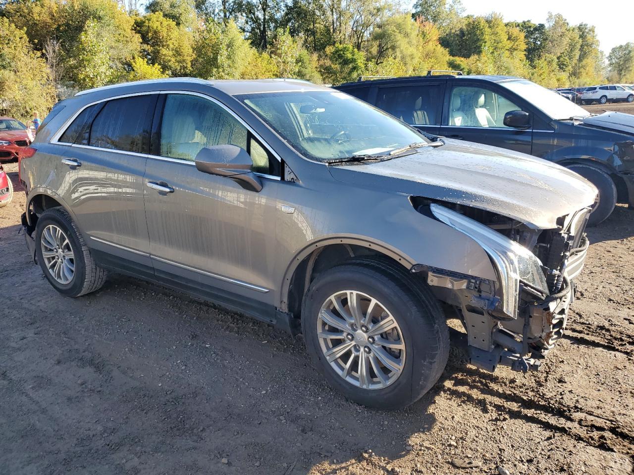 2019 Cadillac Xt5 - Image 4