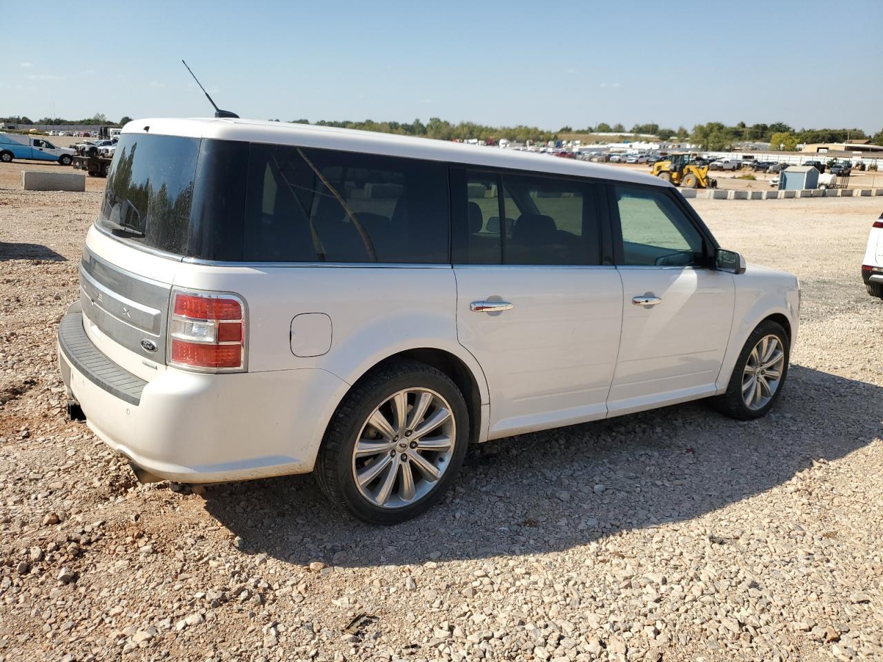 2019 Ford Flex Limited - Image 3