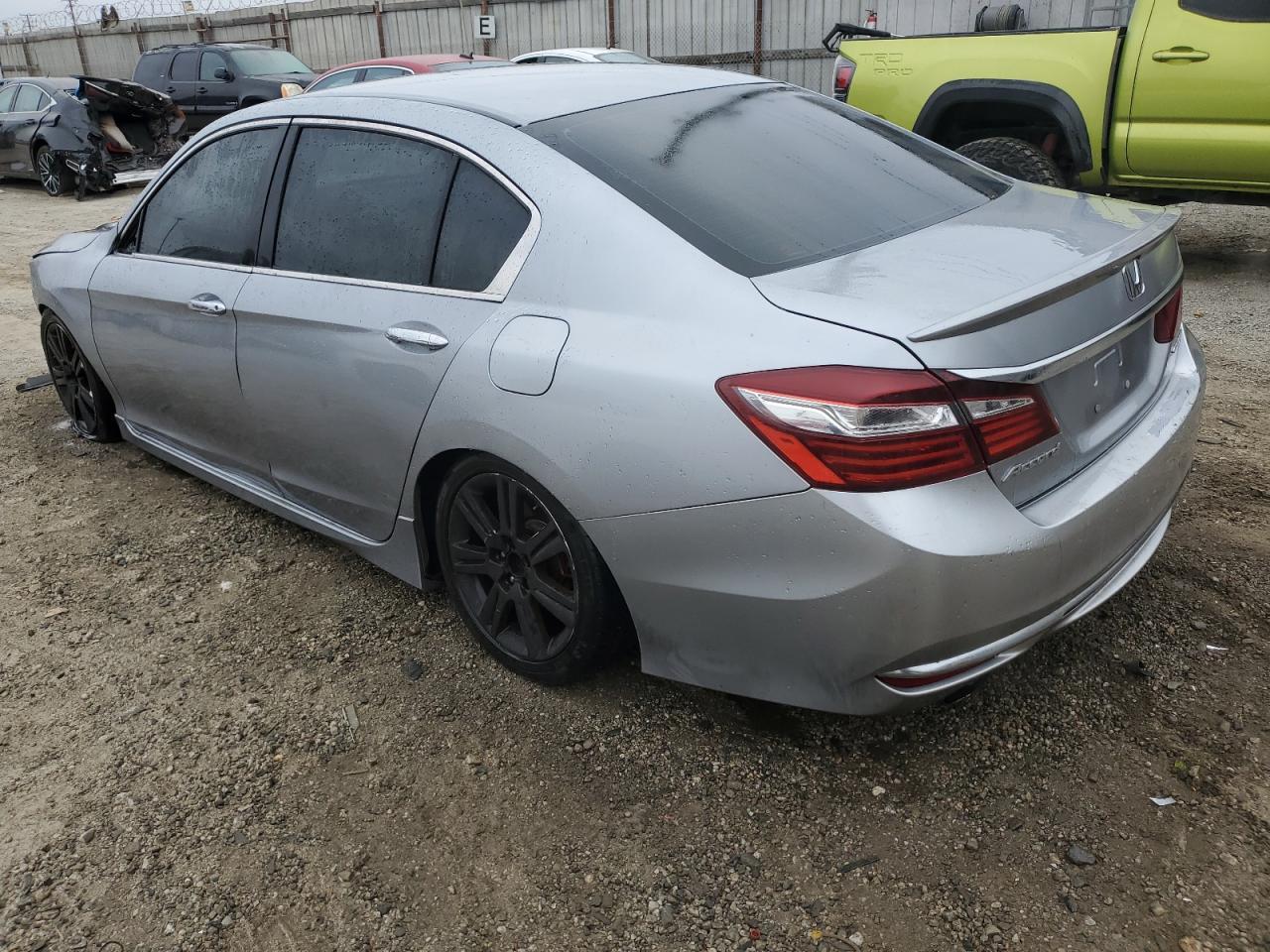 2016 Honda Accord Sport - Фото 2