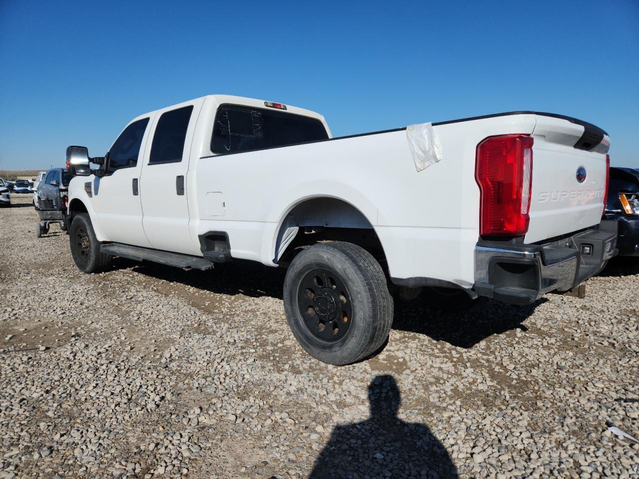 2010 Ford F250 Super Duty - Image 2