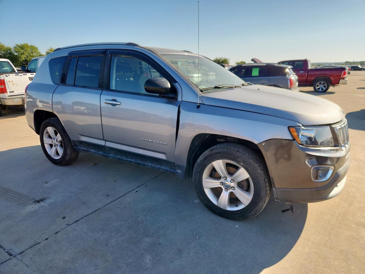 2016 Jeep Compass Sport - Фото 4