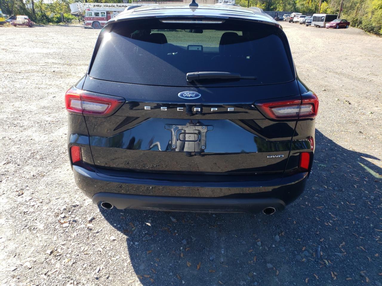 2023 Ford Escape St Line - Image 6