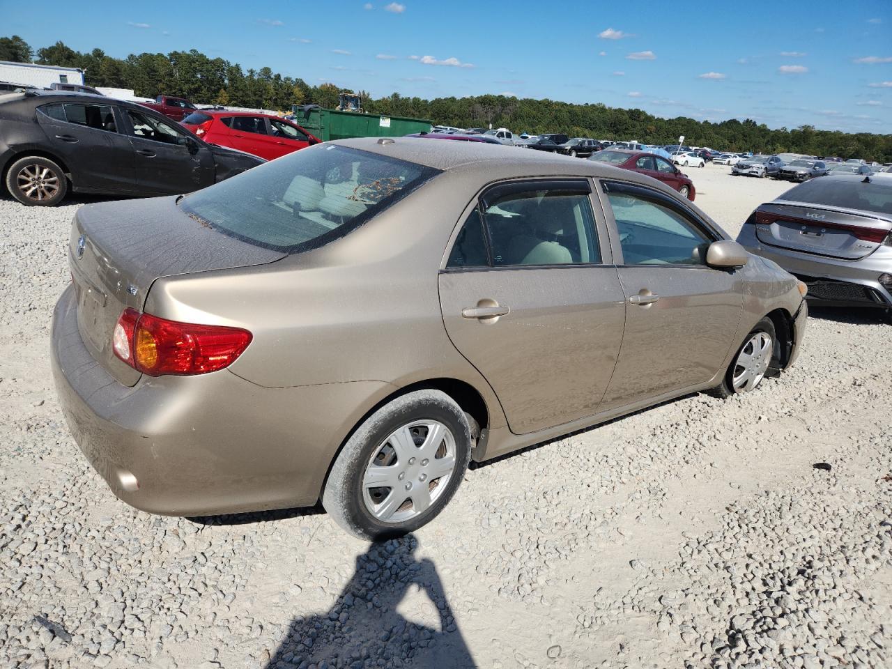 2010 Toyota Corolla Base - Фото 3