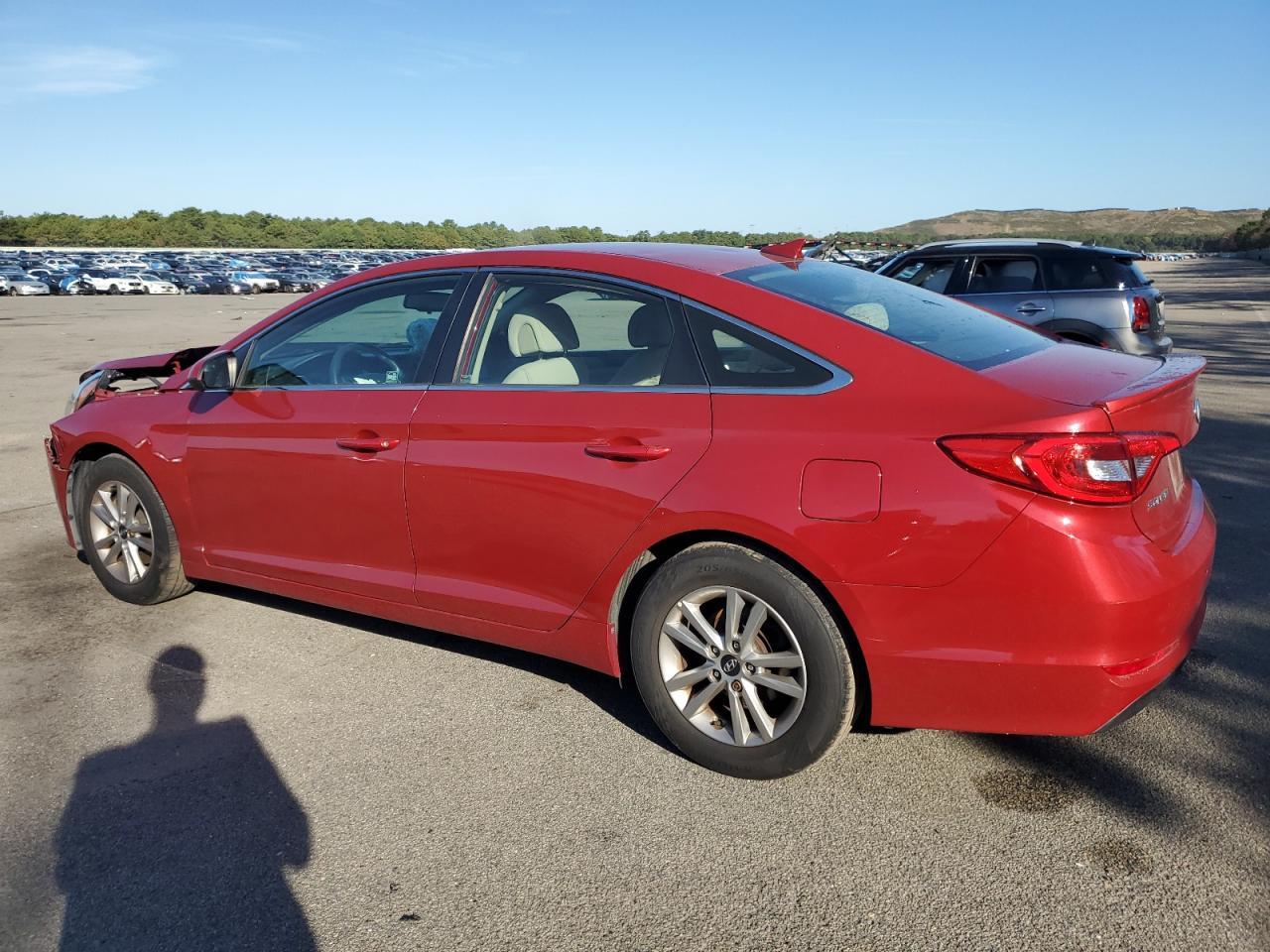 2017 Hyundai Sonata Se - Image 2