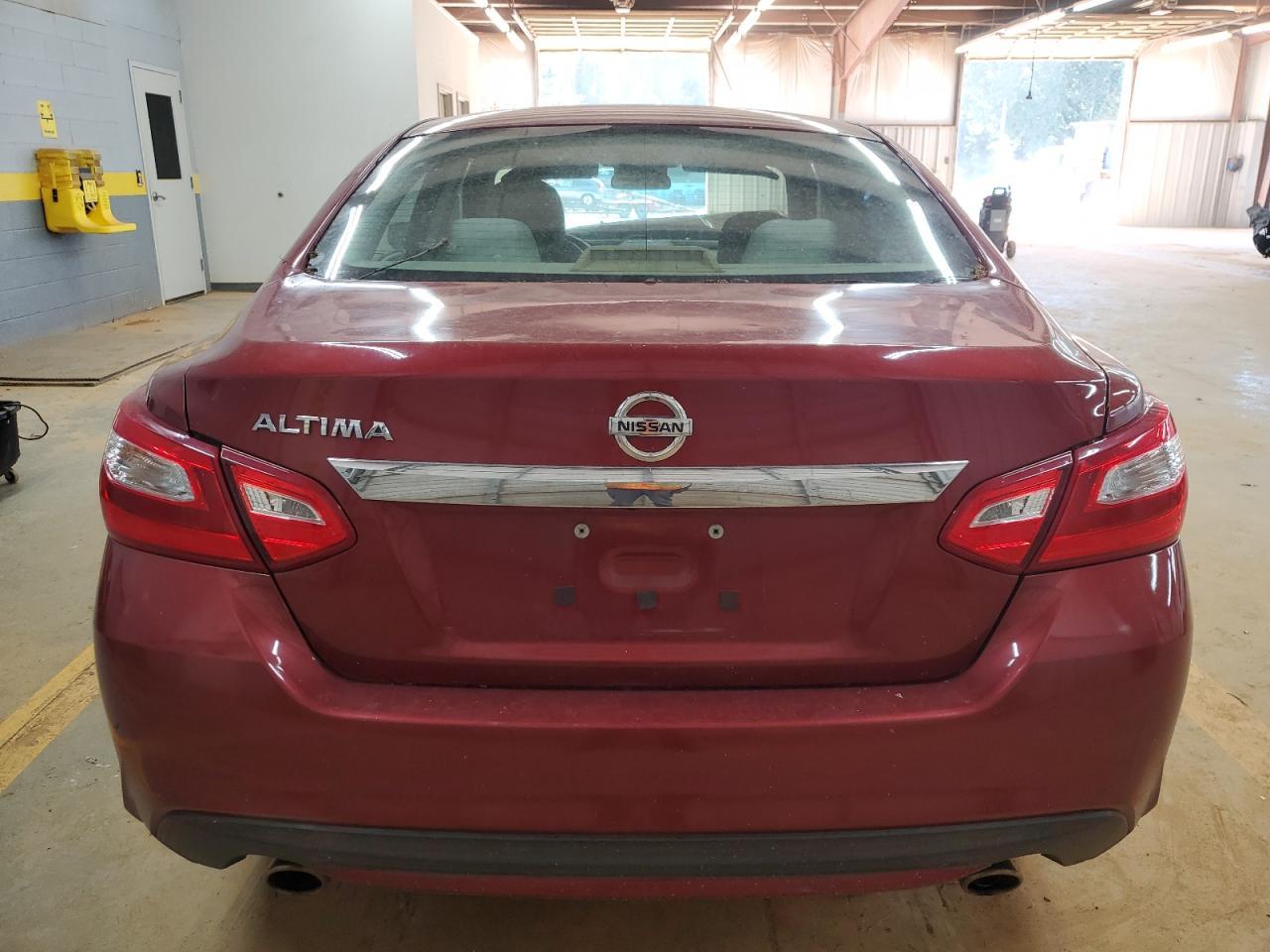 2016 Nissan Altima 2.5 - Image 6