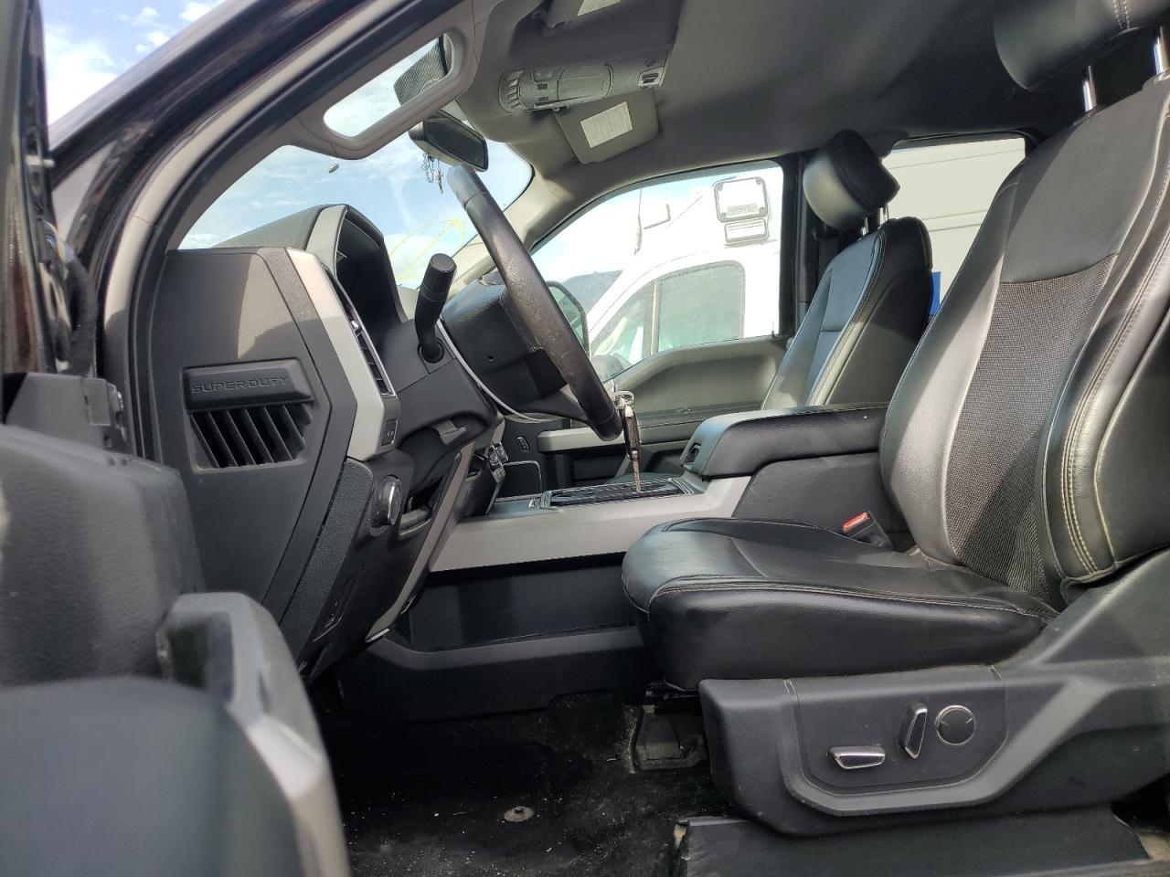 2019 Ford F350 Super Duty - Image 7