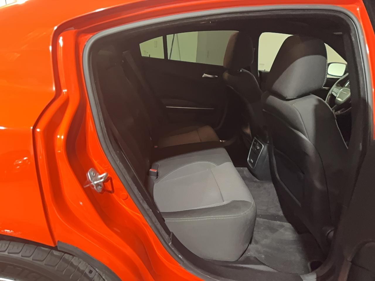 2016 Dodge Charger Se - Фото 6
