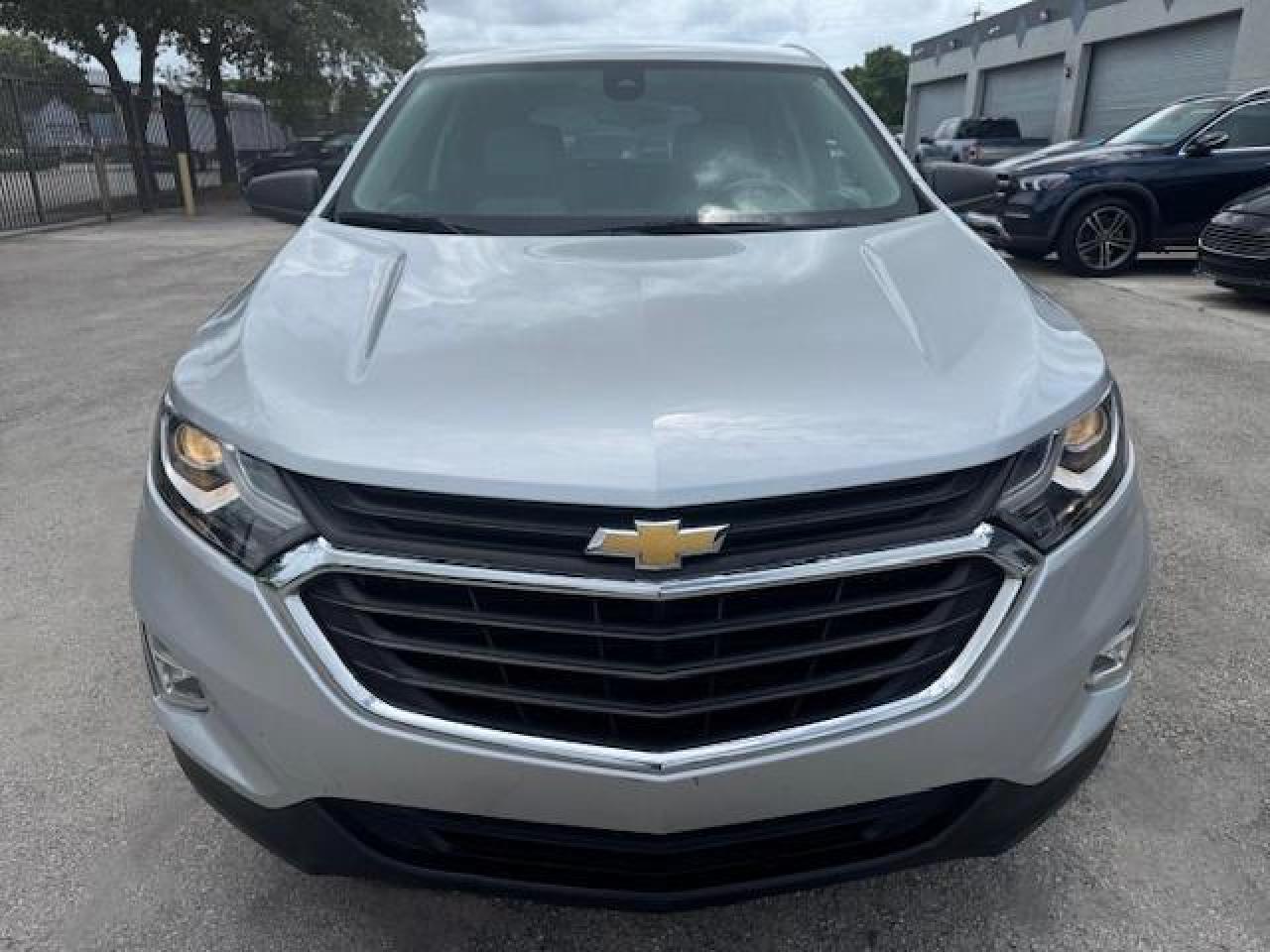 2020 Chevrolet Equinox Ls - Фото 5
