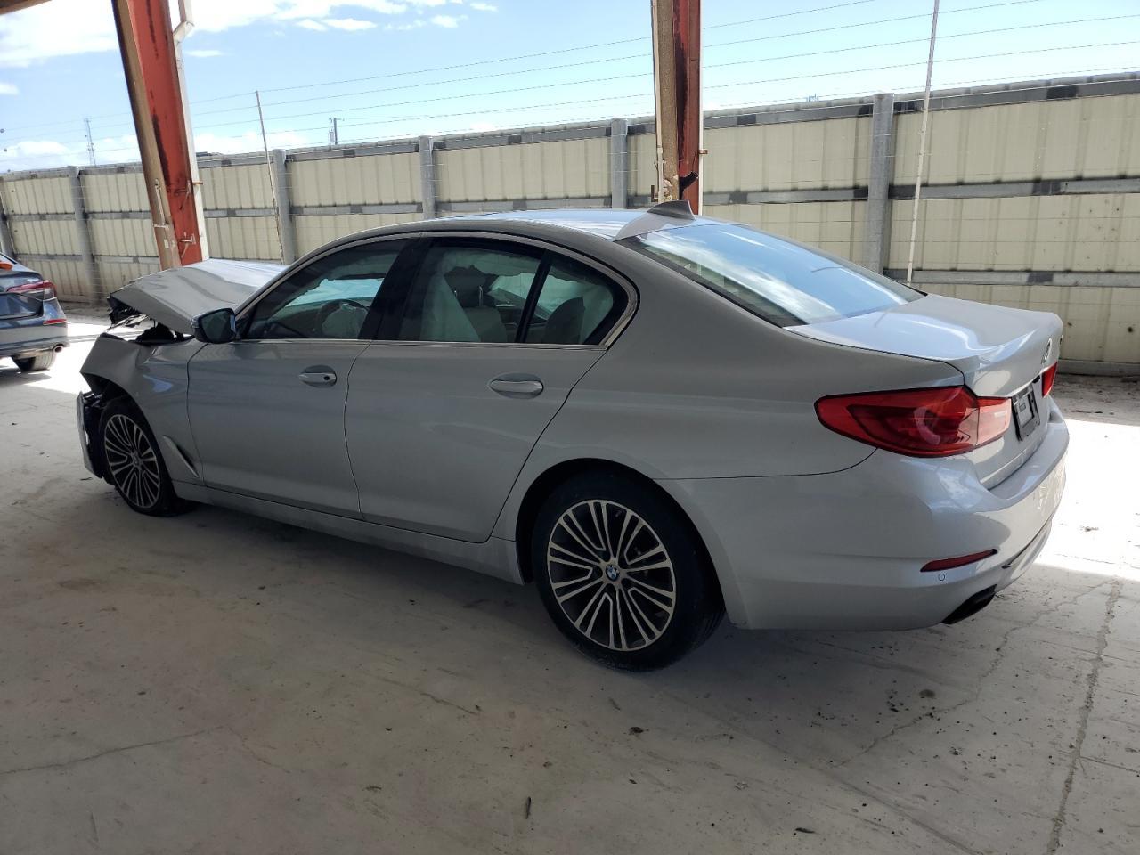 2020 BMW 540 I - Image 2