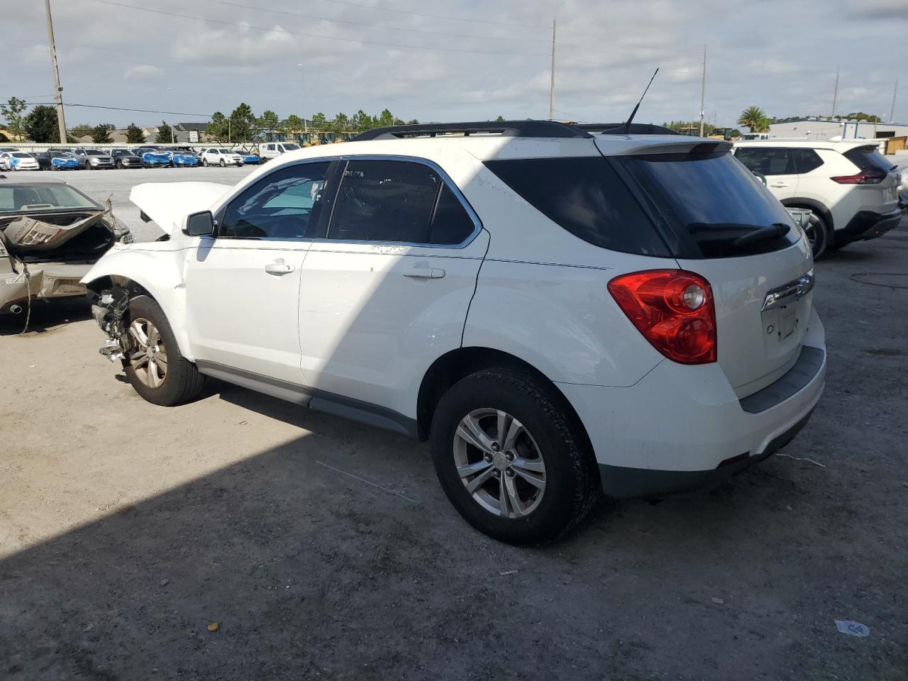 2010 Chevrolet Equinox Lt - Image 2