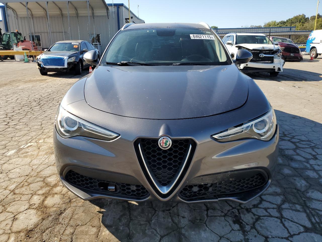 2018 Alfa Romeo Stelvio Ti - Фото 5
