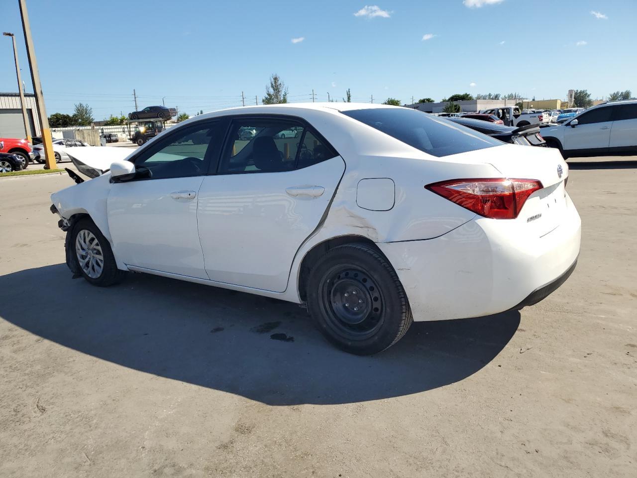 2018 Toyota Corolla L - Фото 2