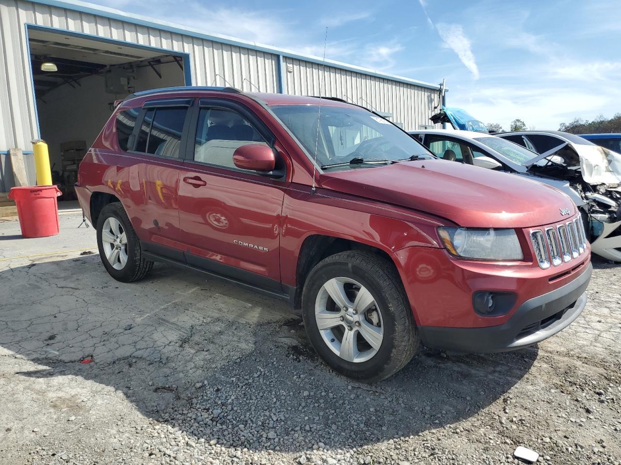 2014 Jeep Compass Latitude - Image 4