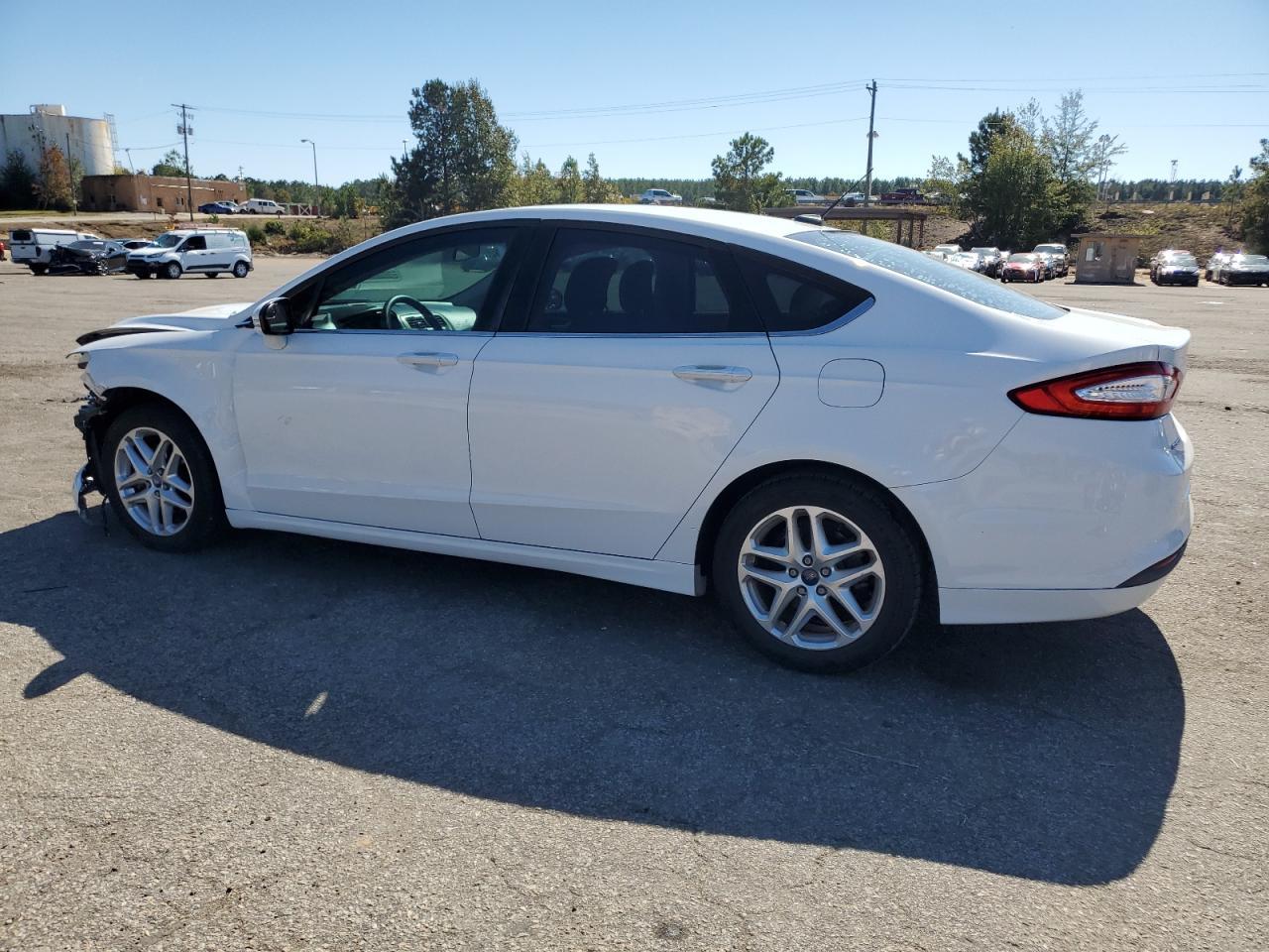 2013 Ford Fusion Se - Фото 2