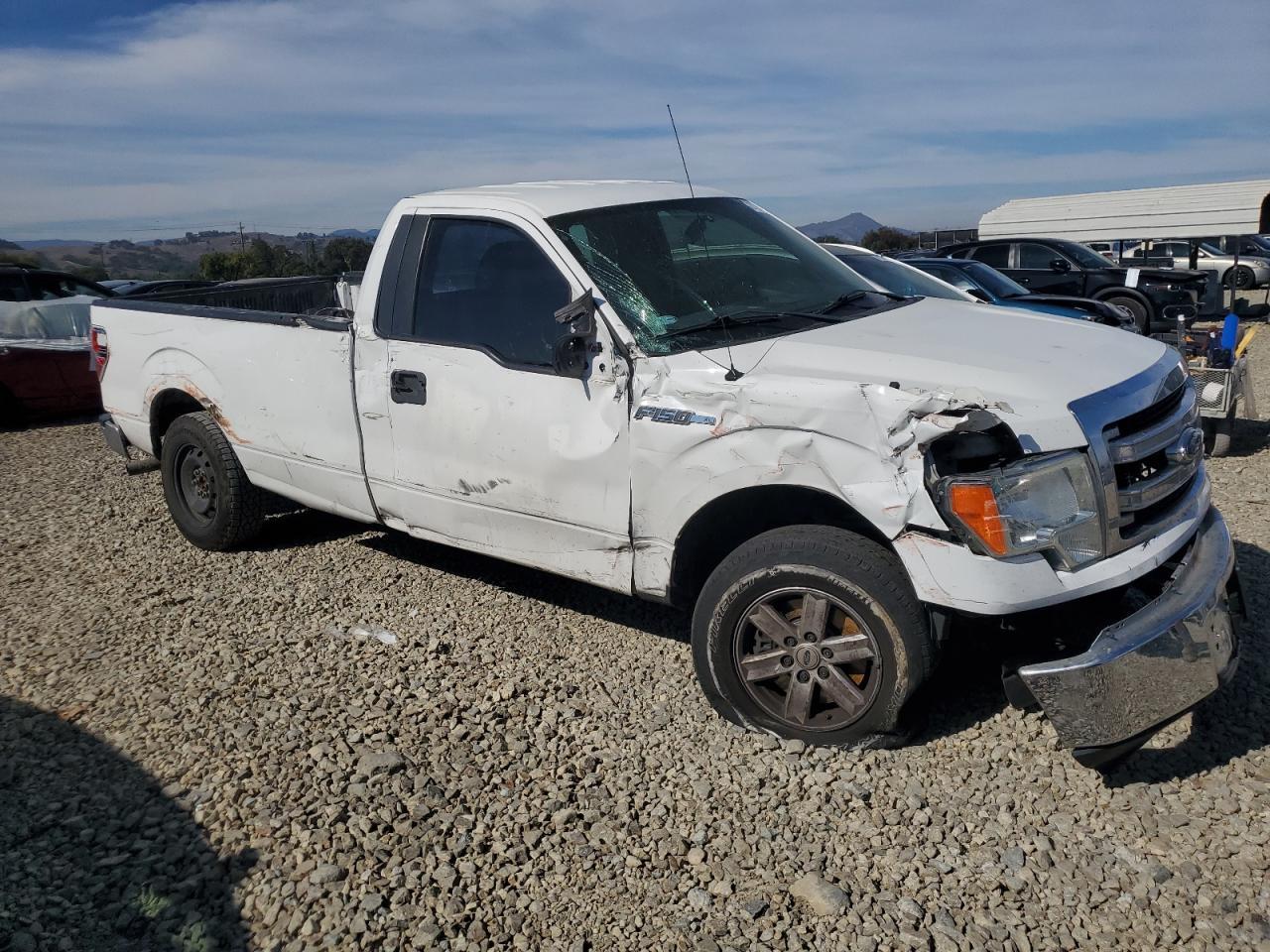 2013 Ford F150 - Фото 4